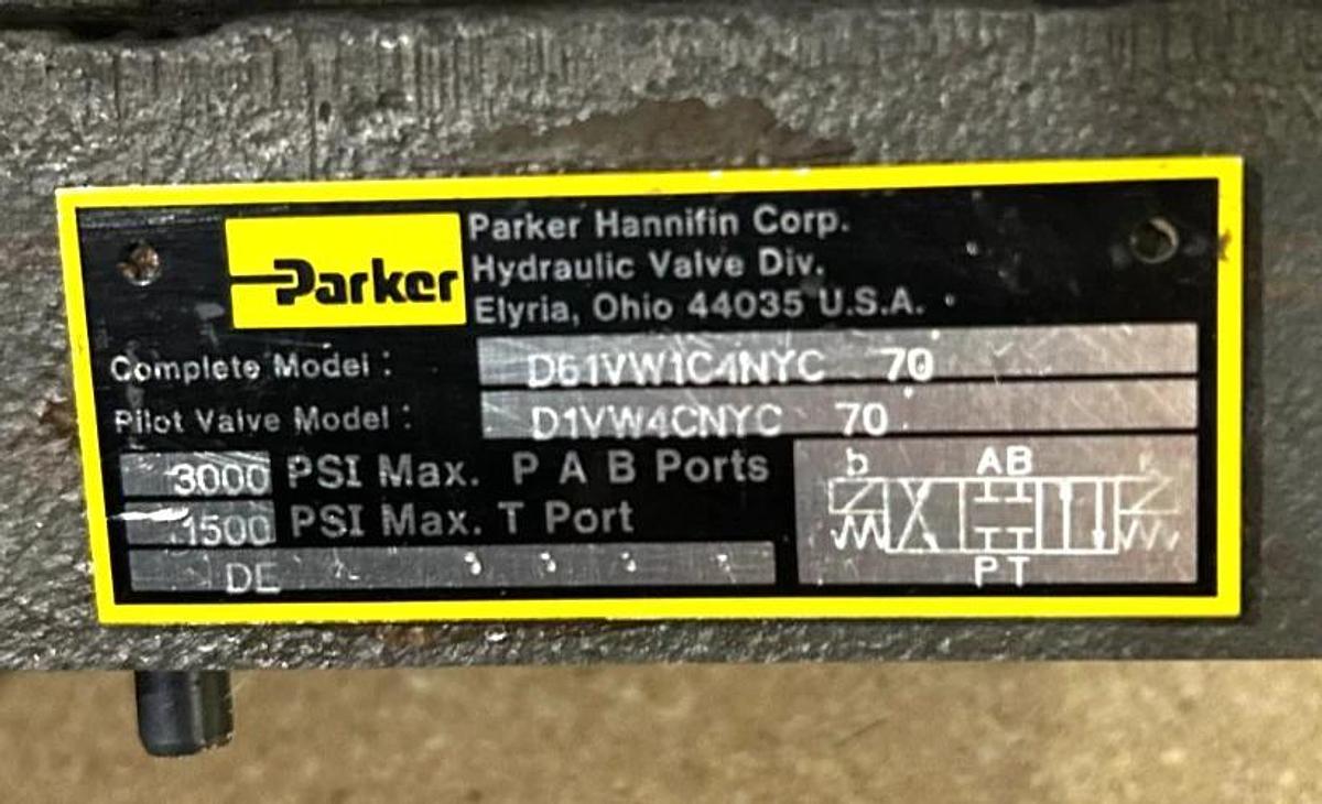 Used Parker D61VW1C4NYC-70 Valve Base Only 1500PSI D1VW4CNYC-70