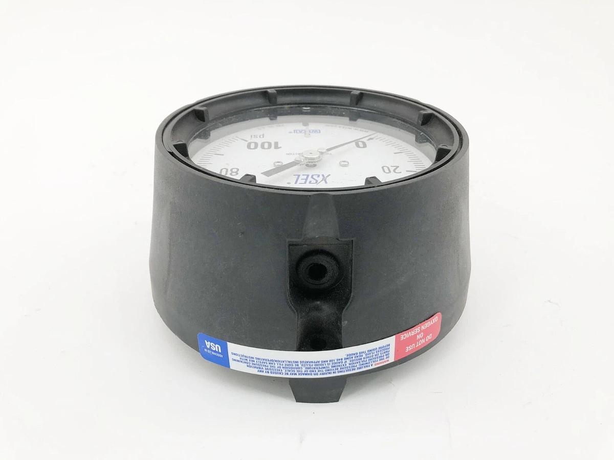 New Wika 9834015 Glycerin Gauge 100 PSI 1/2" NPT 233.34 4.5" - No Box
