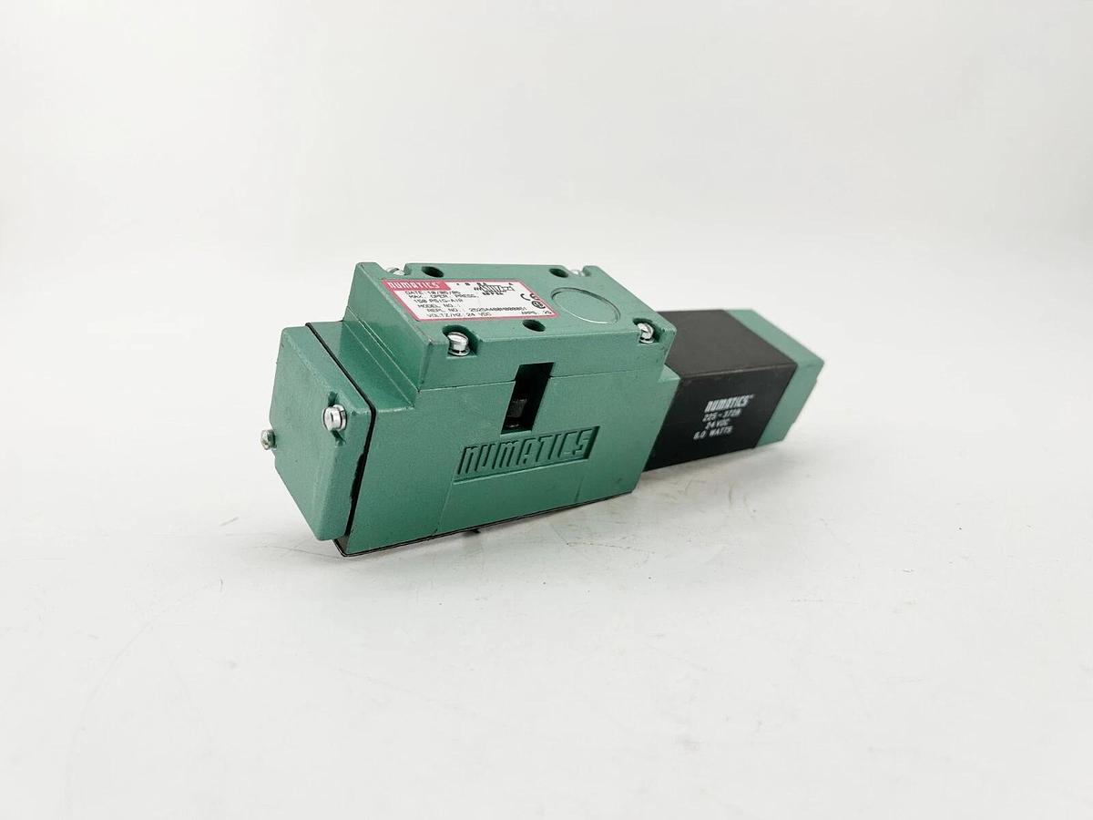 New Numatics 252SA400M000061 Solenoid Valve 24VDC Coil .25A