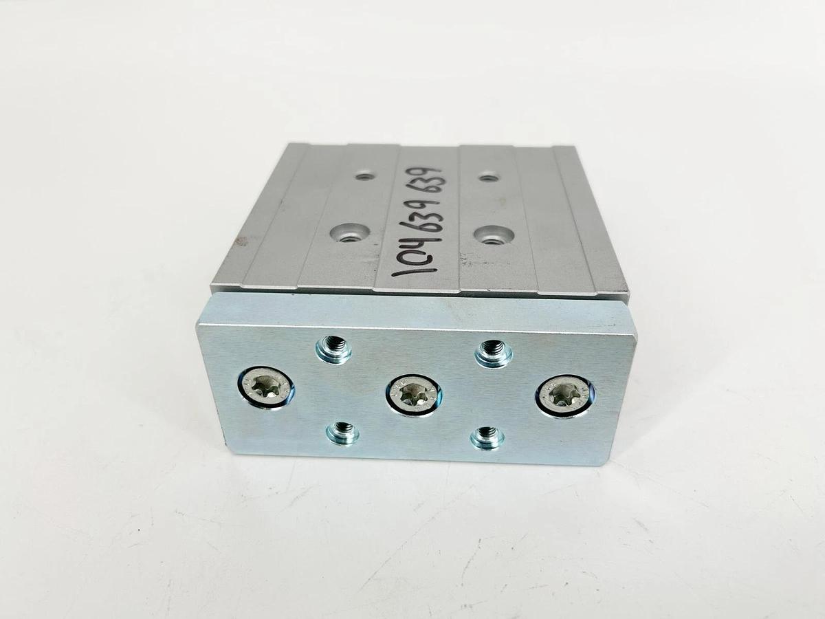 New Festo DFM-32-50-P-A-GF Pneumatic Guided Cylinder 170858 - No Box