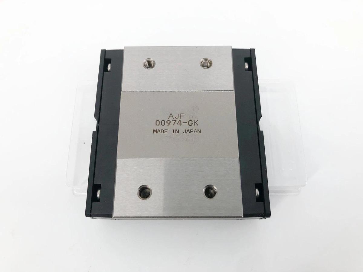 New THK SRS15WGMUU(GK) BLOCK Linear Guide Bearing 202K155110000J0