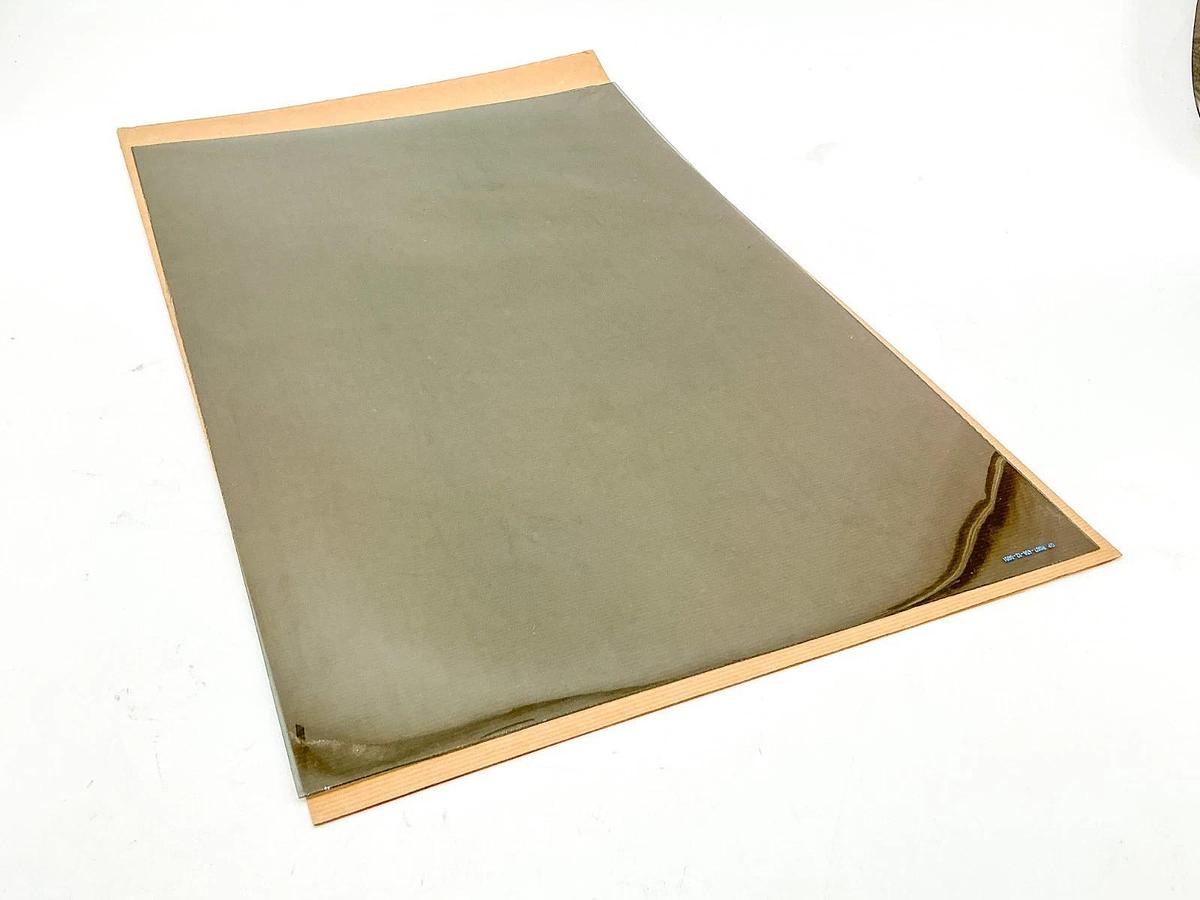 New Oerlikon Balzers Optics 456-12-0051 Linear Polarizer Sheet 23.5" L 14-1/4"W