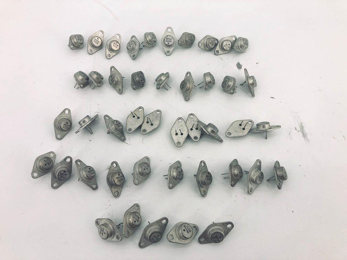 Lot of 45 New Motorola 2N3740 PNP Medium Power Transistor 60V 4A 25W TO-66