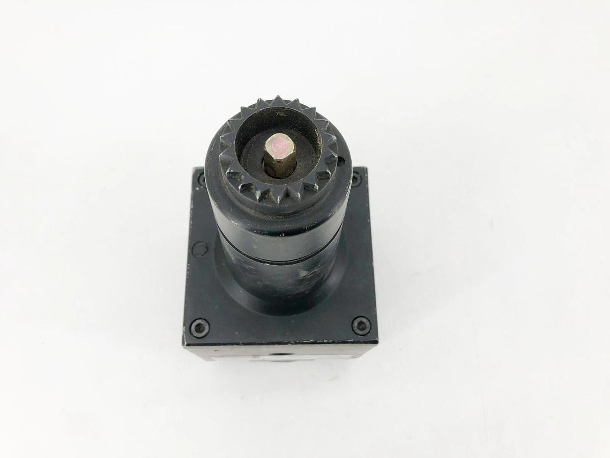 Used Parker P3NRA98BNJ Regulator 1" NPT 250psi