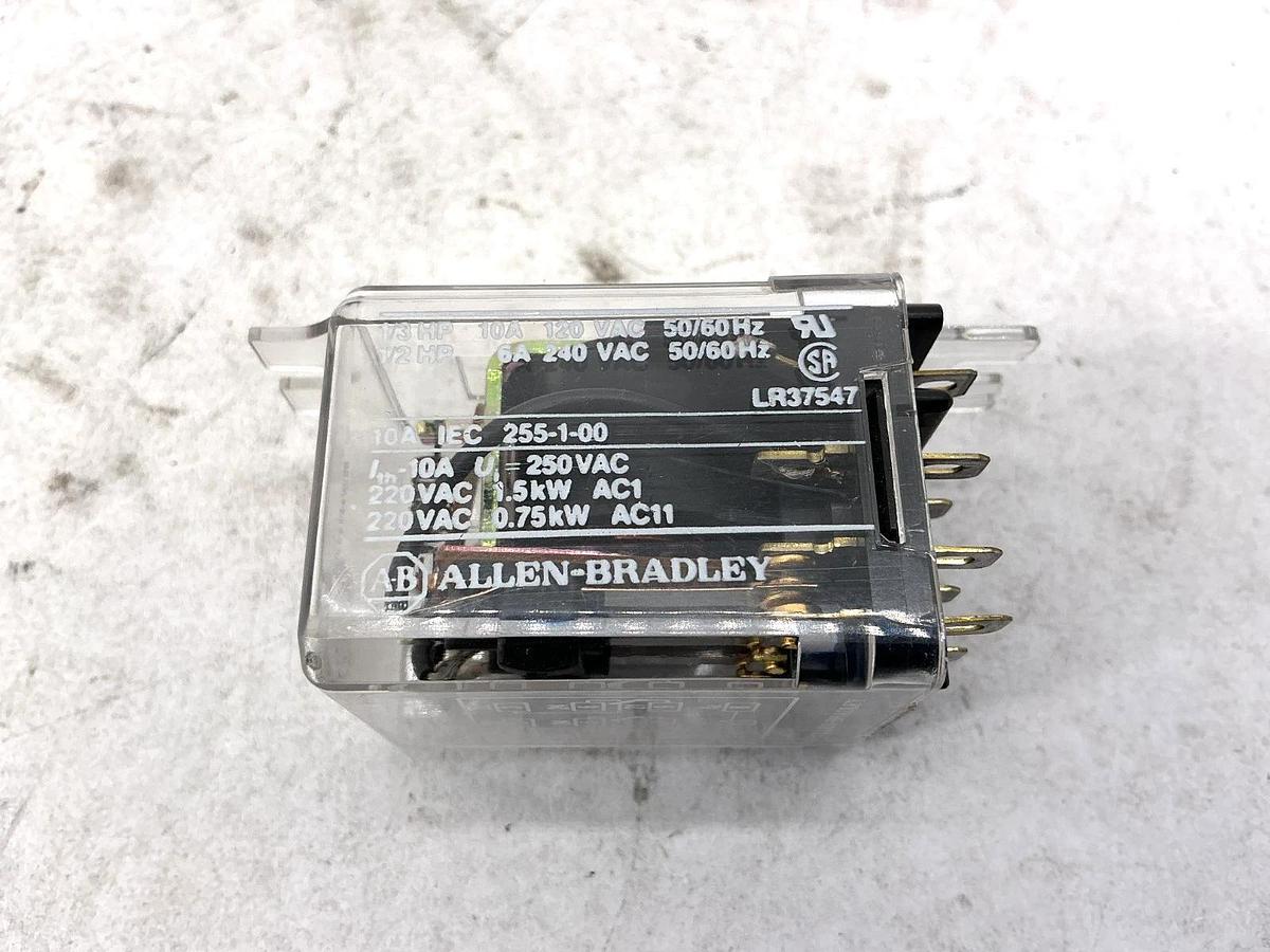 New Allen Bradley 700-HD33A1 Ser A Relay 11-Pin 10A 120VAC 50/60HZ - No Box
