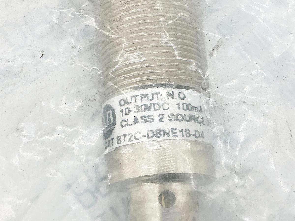 New Allen Bradley 872C-D8NE18-D4 Inductive Proximity Sensor 10-30VDC 100mA Ser.C