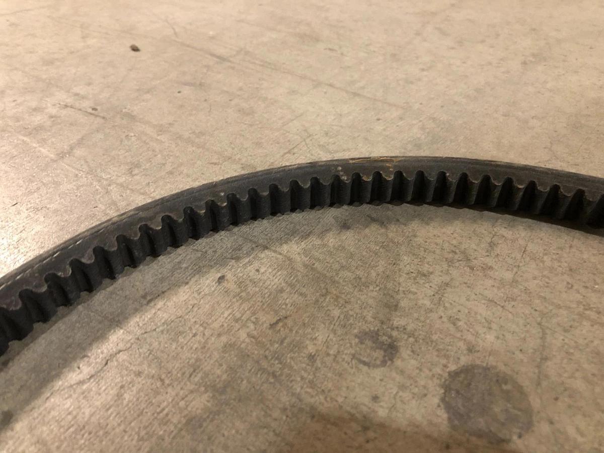 New Gates BX105 Tri-Power Belt 9013-2105 - No Box