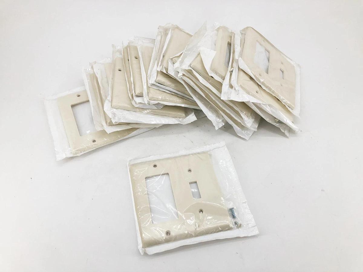 Lot of 20 New Leviton 007-80405-T Combo Wallplates 2-Gang 1-Toggle 1-Decora/GFCI