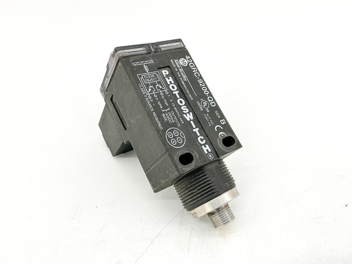 New Allen Bradley 42GRC-9200-QD Photoswitch Sensor 10-30VDC 4VA Ser.B -No Box