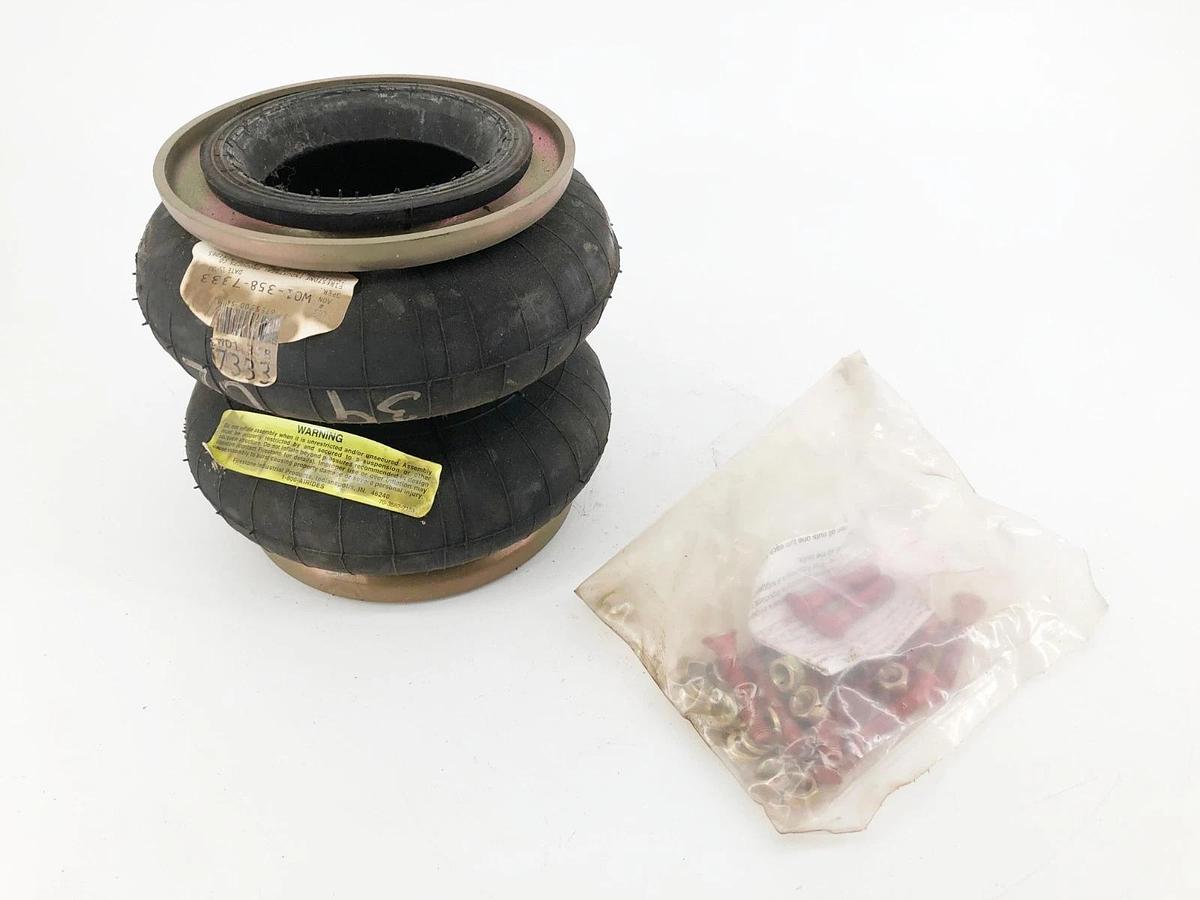 New Firestone W01-358-7333 Air Spring Double Conv. 26C Bead 1-3/4 BNW - No Box