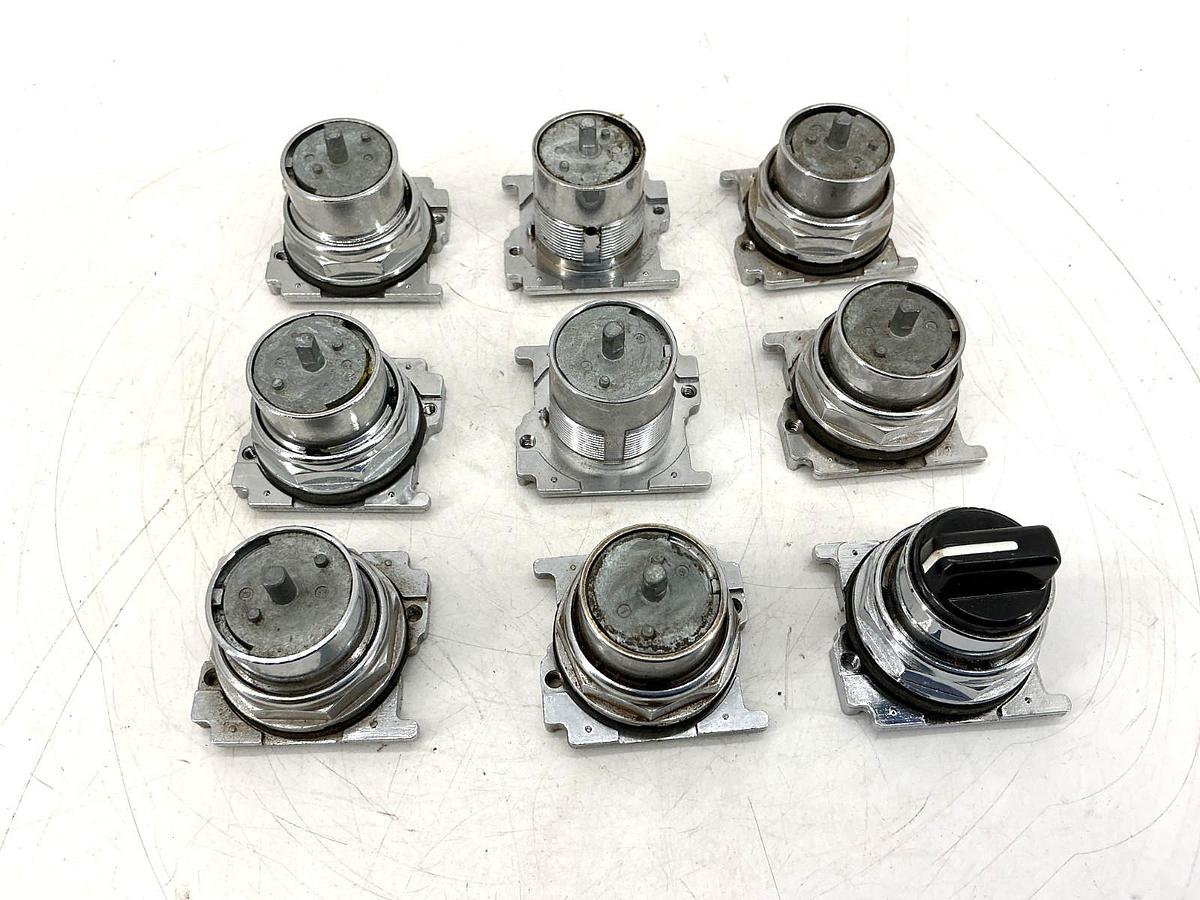 Used Random Assorted Lot of 9 Eaton Cutler-Hammer Selector Switch