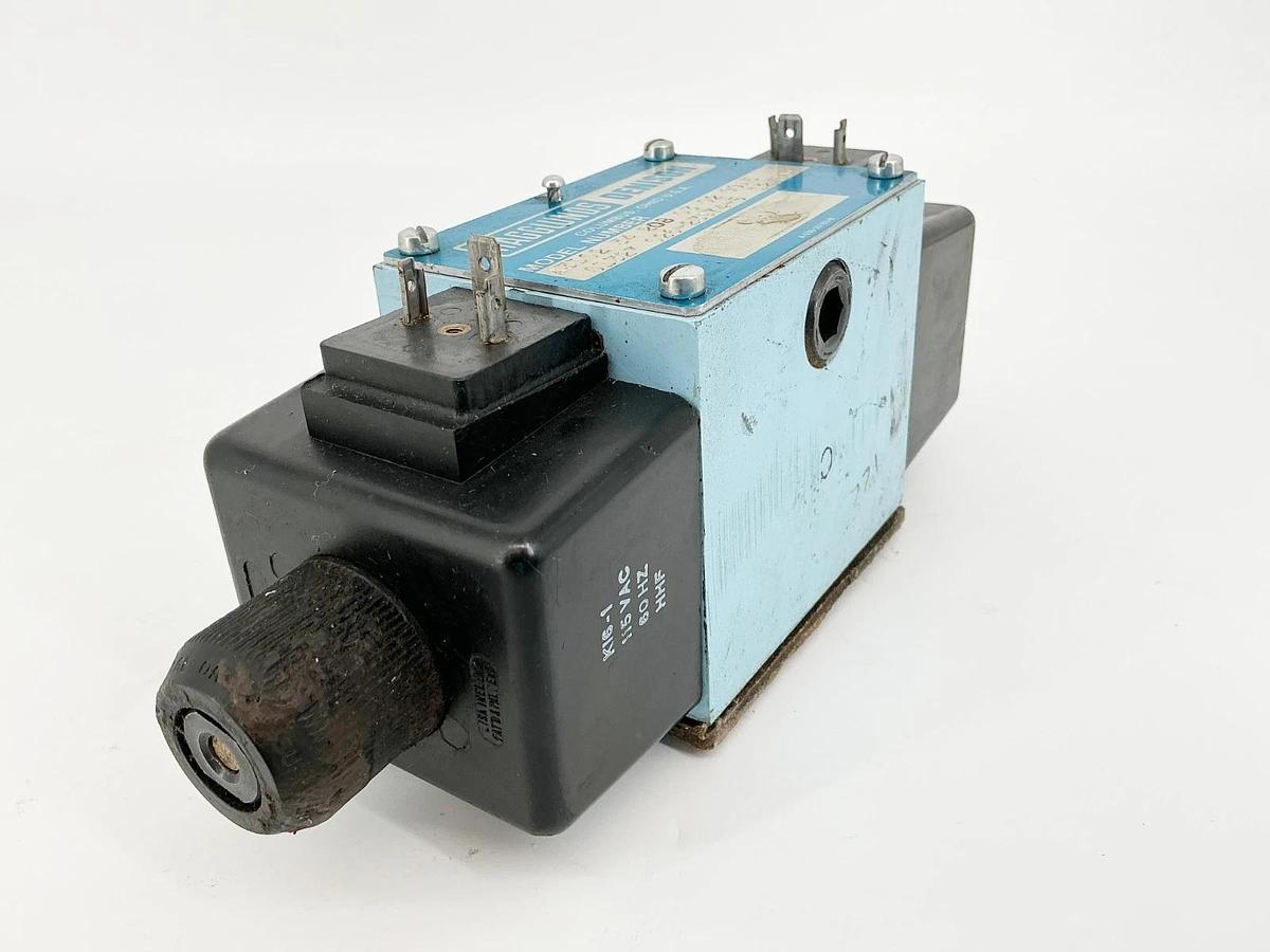 New Denison A3D02 34 208 03 02 00A5 Control Valve 115V 01327 026-23974-5 -No Box