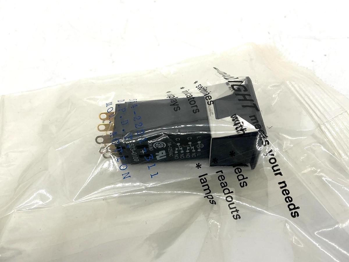 New Dialight 554-2221-311 Illuminated Pushbutton Lamp Holder 8-Pin 1A 125V
