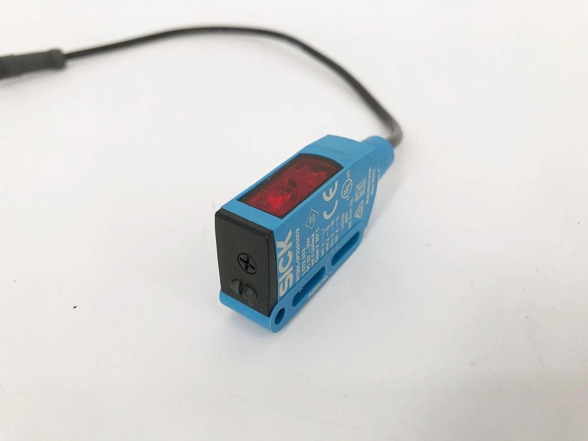 New Sick WTB9L-3P3261S03 Photoelectric Sensor 10-30VDC 1073333 - No Box