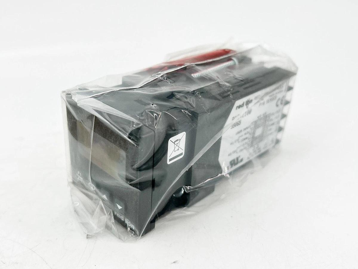 New Red Lion P1641100 Process Control Unit 1/16Din 2 Alarms
