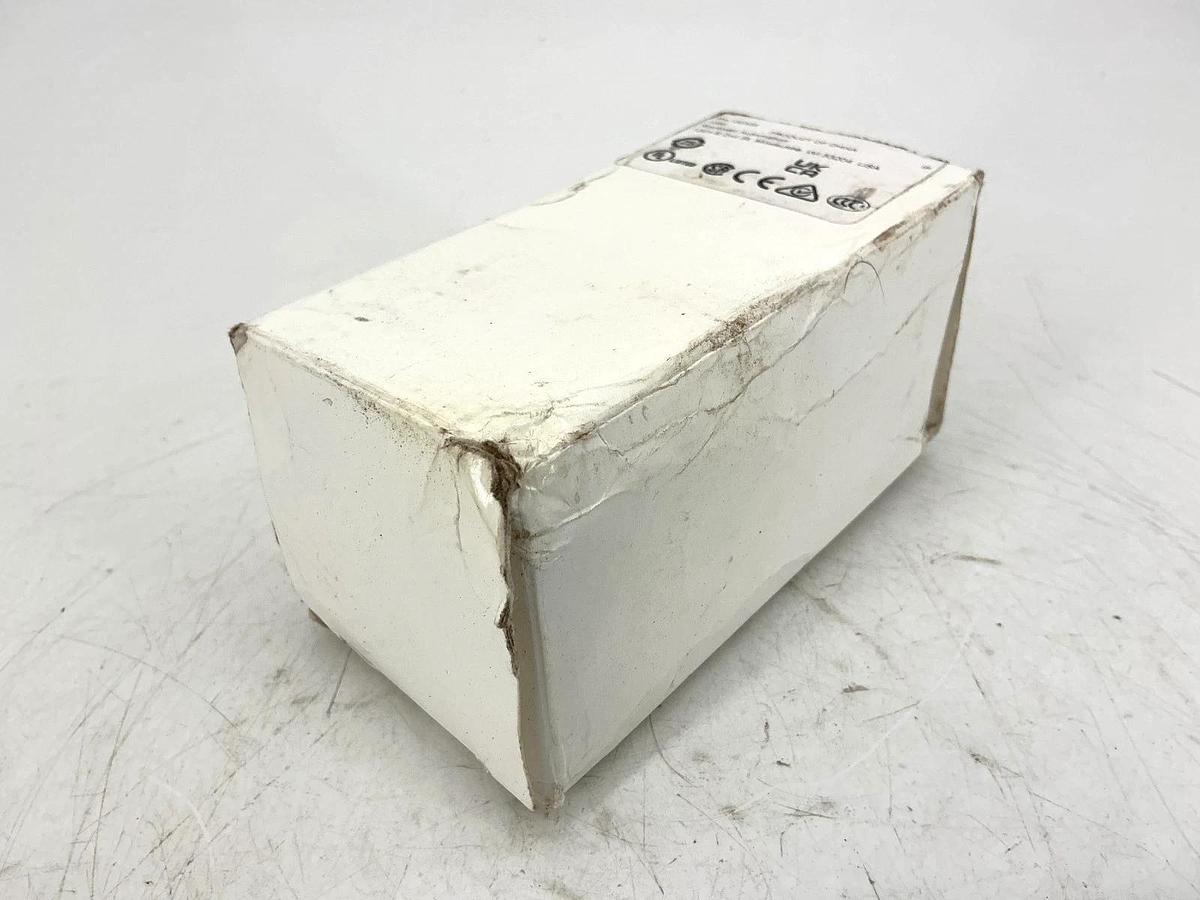 New Allen Bradley 800TC-FXQH2GA1 Ser U Push-Pull Device 2-Pos Green LED 12-130V