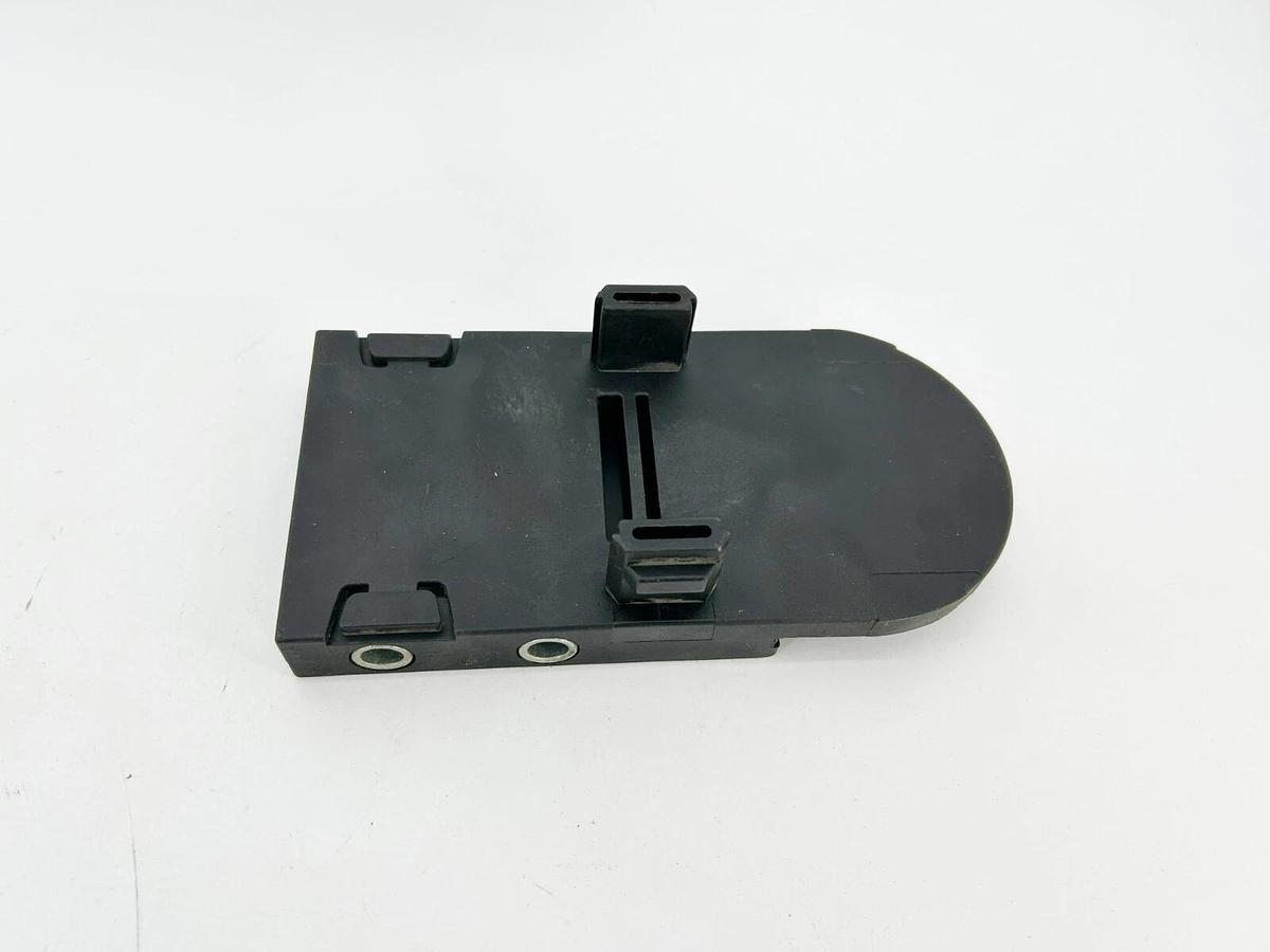 Lot of 2 New Igus E4.560.10 Mounting Brackets