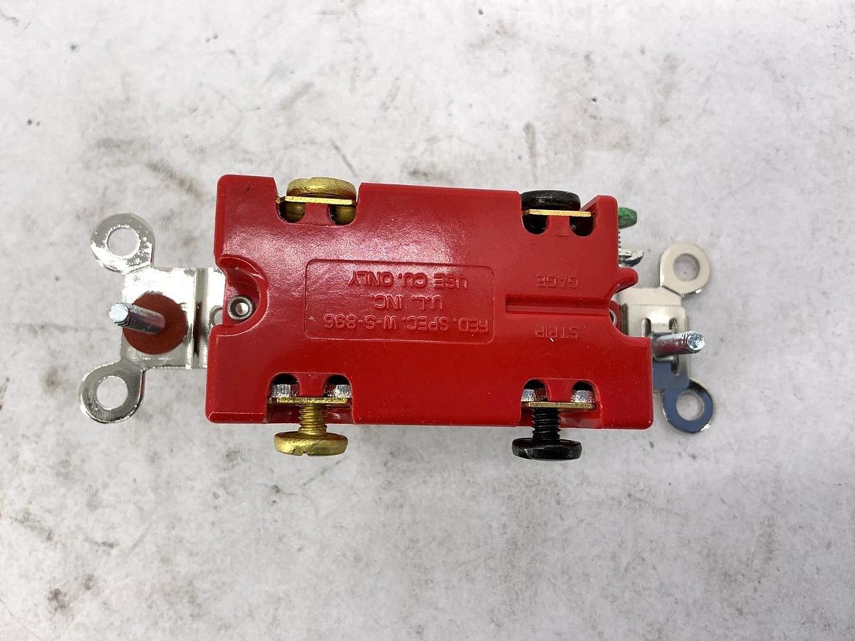 New Hubbell HBL1224I Switch Ivory Nylon Toggle 4-Way 20A 120-277VAC