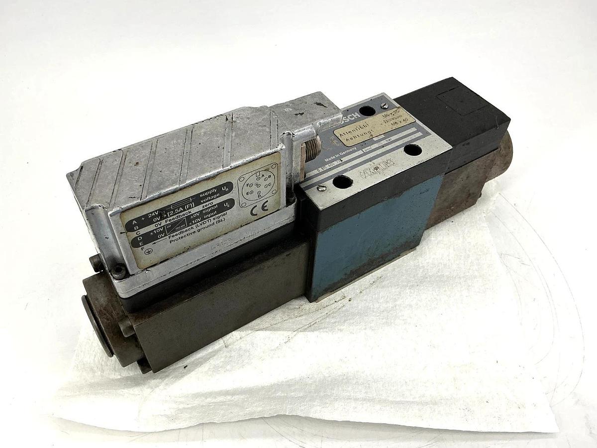 Used Bosch 0811404771 Hydraulic Valve 315bar 7-Pin 24V 4WRPE-10-E80SJ-2X/G24K0/A1M
