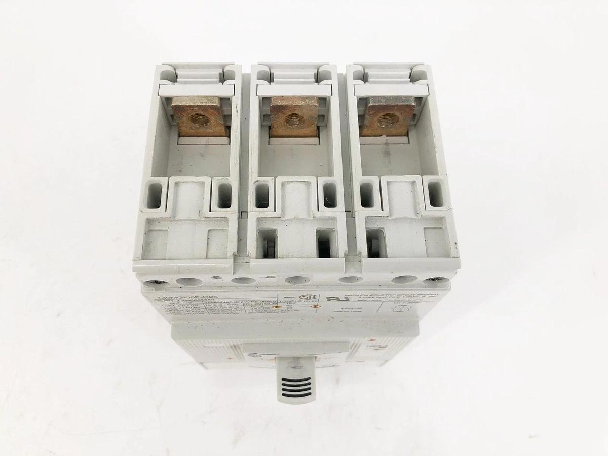 New Allen Bradley 140MG-J8P-D25 Circuit Breaker 480-600V 250A 3P J-Frame No Box