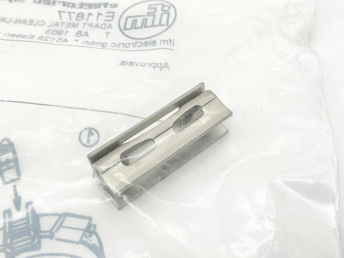 New Lot of 6 IFM E11877 Adapt Metal Clean-Line CYL