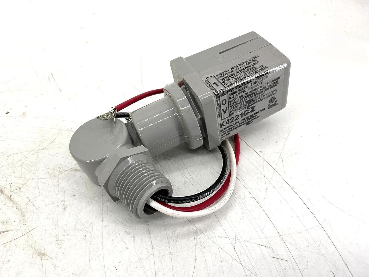 Used New Intermatic K4221C Thermal Photocontrol Sensor Swivel Mount 15A 120V 50/60HZ