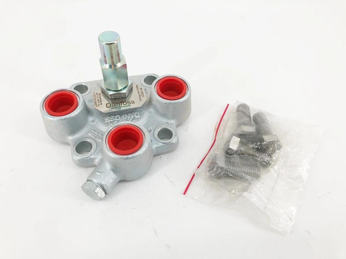 New Danfoss 027H3173 Refrigerant Valve Top Cover 3-Pilots ICS3-32 - No Box