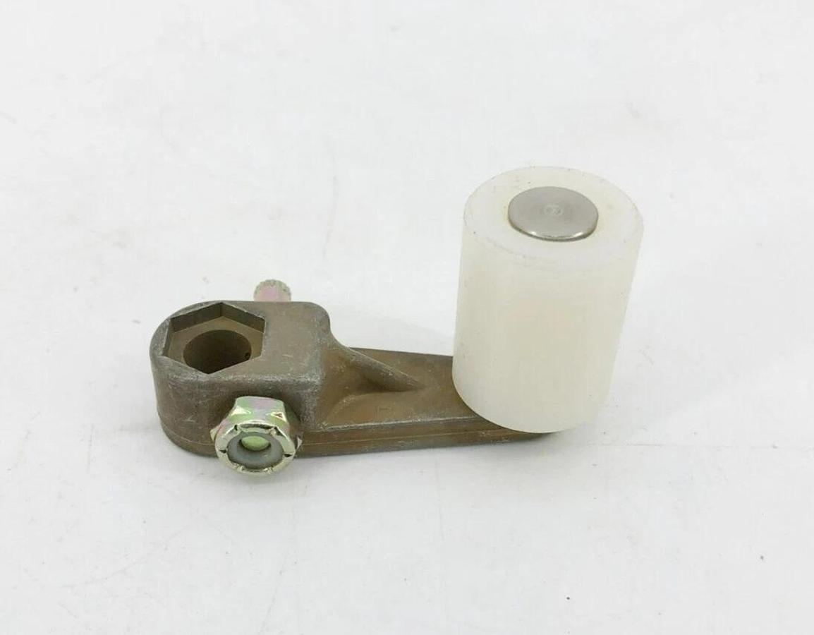 New Allen Bradley 802T-W1H Roller Lever Non-Adj Nylon 1.5" Radius