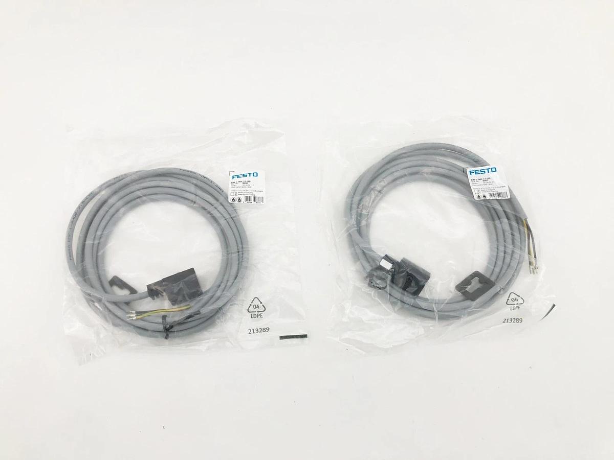 Lot of 2 New Festo KMF-1-24DC-2.5-LED Plug Socket Cables 2.5m 30935