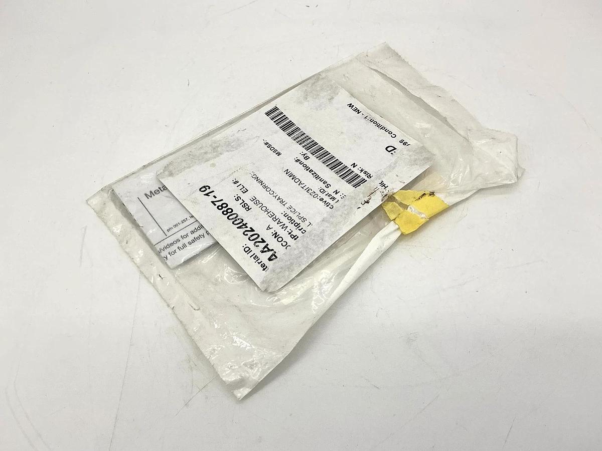 New Corning M67-060 Splice Tray RTV Splices 0.2-in 12-Splice Tray Single Fibers