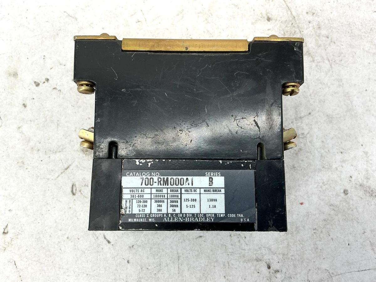 Used Allen Bradley 700-RM000A1 Ser B Magnetic Latching Relay 110/120V 50/60HZ