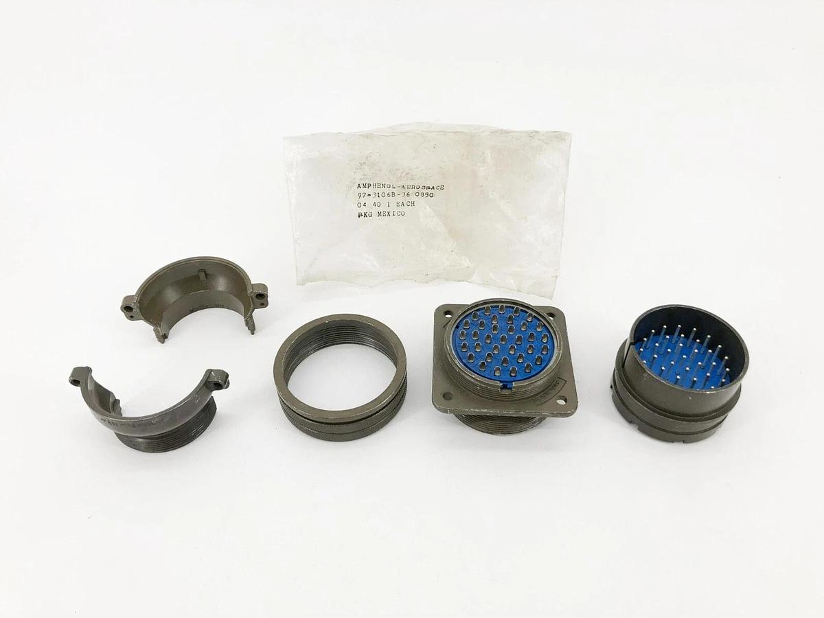New Amphenol 97-3106B-36 0850 Straight Connector 52 Position
