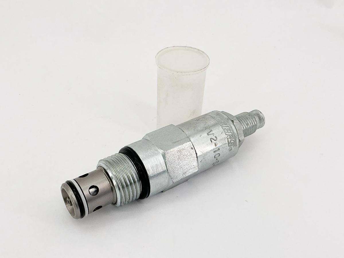 New Vickers RV2-10-S-0-50/ Pressure Relief Valve - No Box