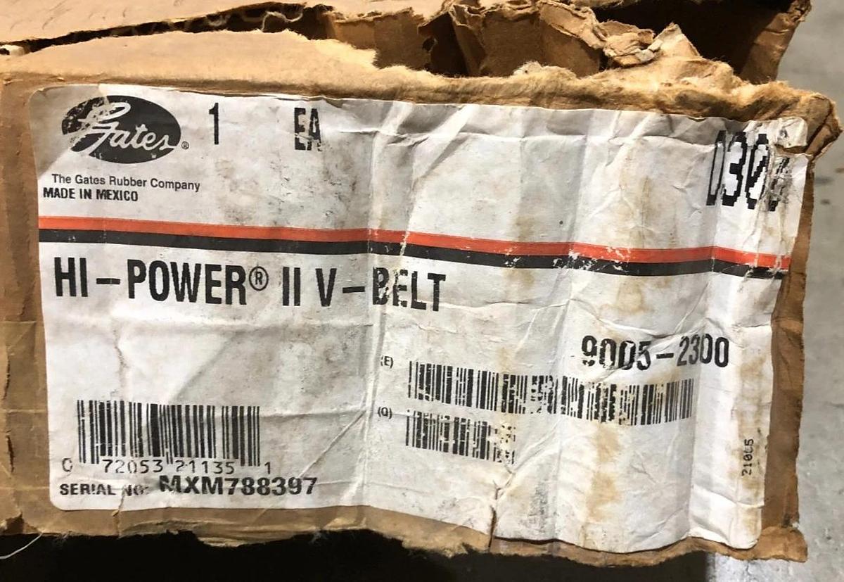 New Gates D300 Hi-Power II V-Belt 9005-2300