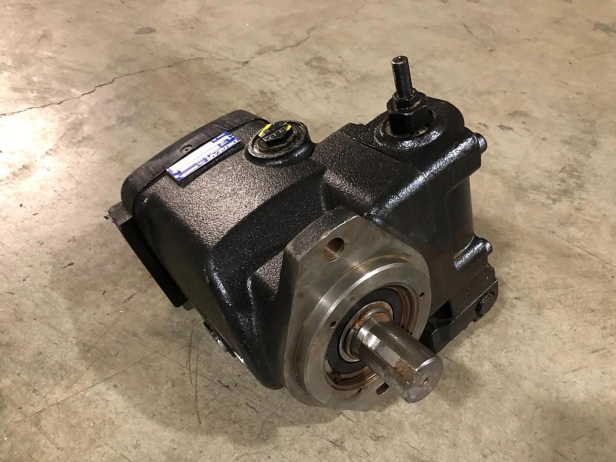 New Oilgear PVG-130-F1UV-LSFZ-P-1NNSN Axial Piston Variable Pump 1-1/2" Shaft