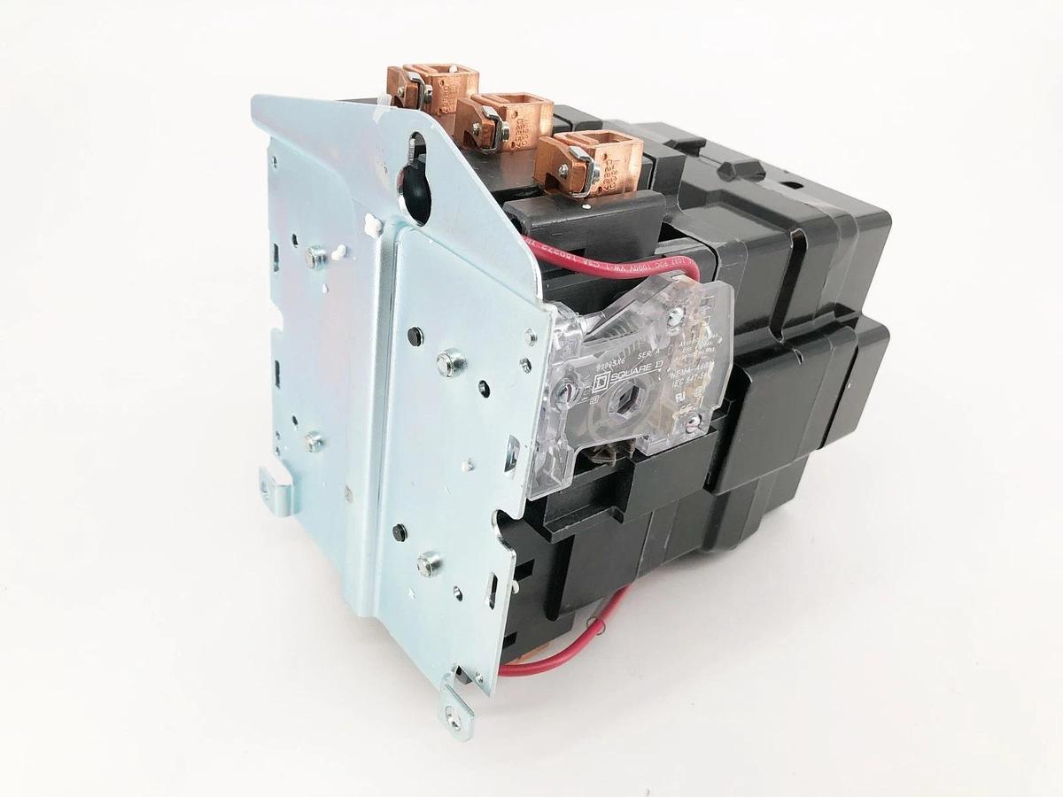 New Square D 8502SEO2V02S AC Magnetic Contactor NEMA 2 110/120V 3P 3PH