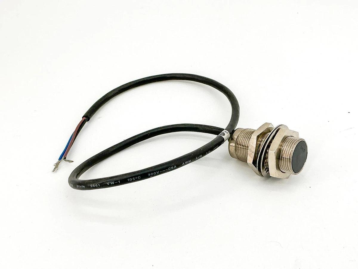 Used Allen Bradley 872C-DH5NN18-E2 Inductive Proximity Sensor Ser.D