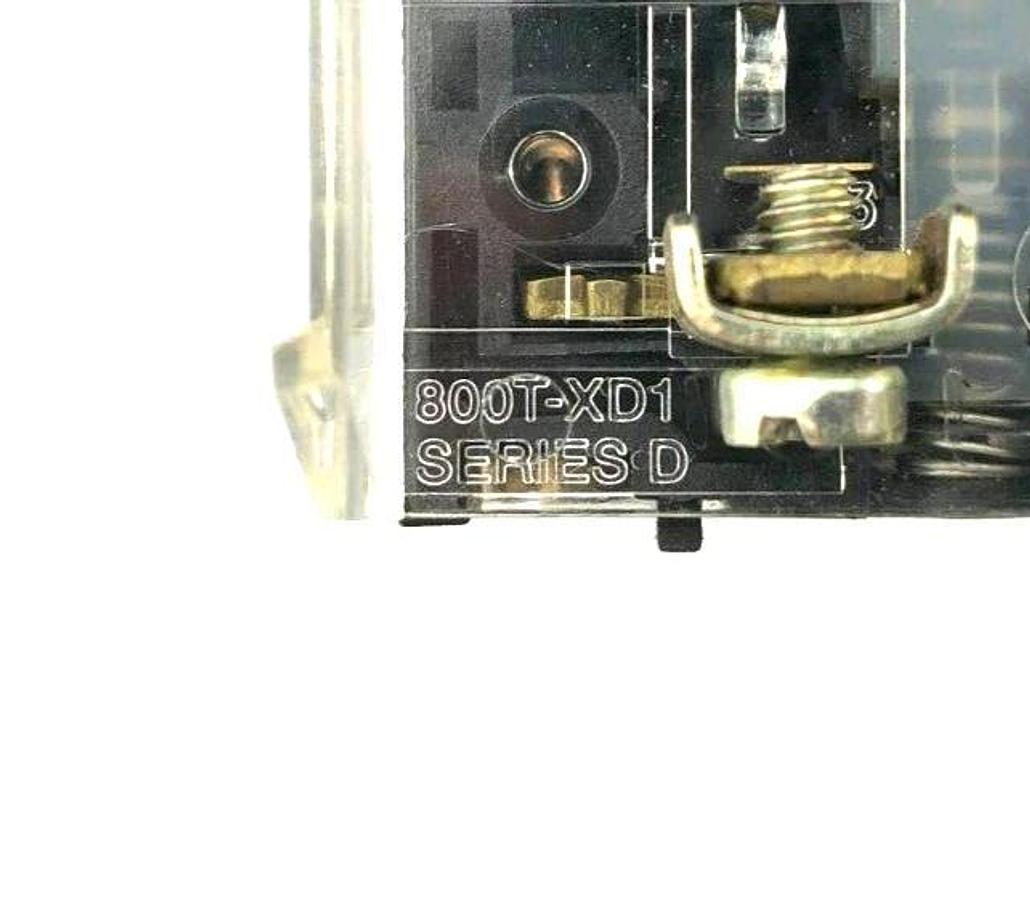 Used Allen Bradley 800T-T2F1 Ser. T Toggle Switch, 2-Way AS-IS