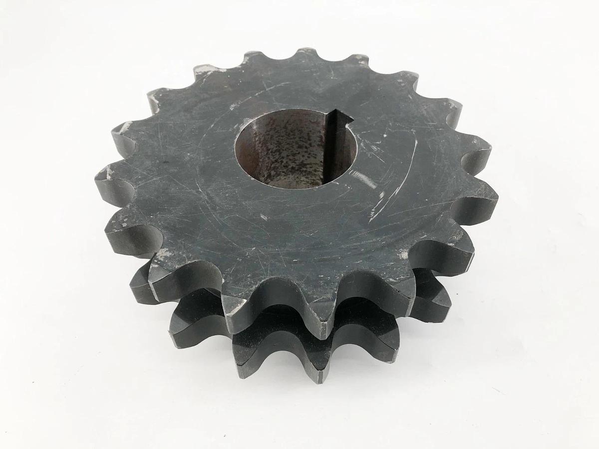 New D120B17 Double-Strand Sprocket 17 Teeth #120 2-3/4" Bore - No Box