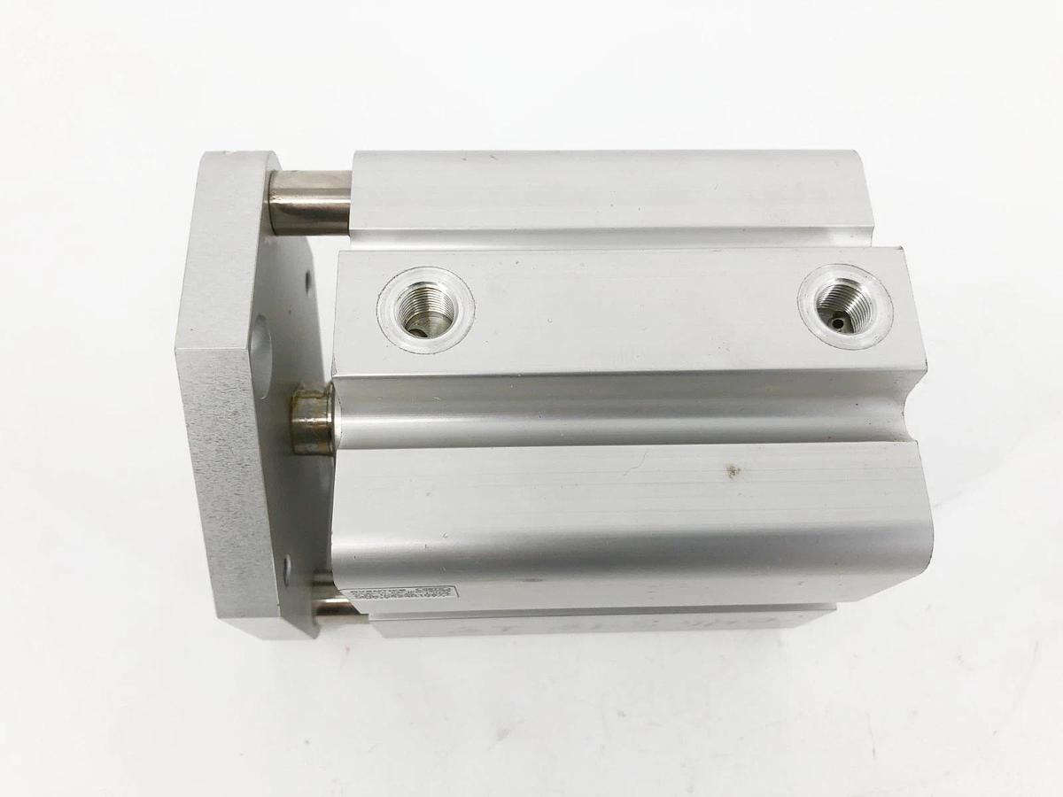 New Aventics 0822010877 Short Stroke Cylinder KHZ-DA-063-0050-M-NR - No Box