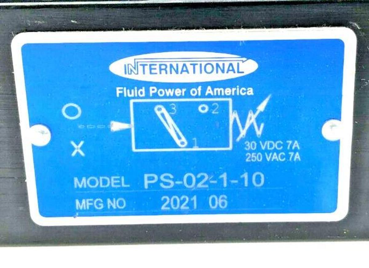 New International PS-02-1-10 Pressure Switch 1/4" NPT 30VDC 250VAC 7A - No Box