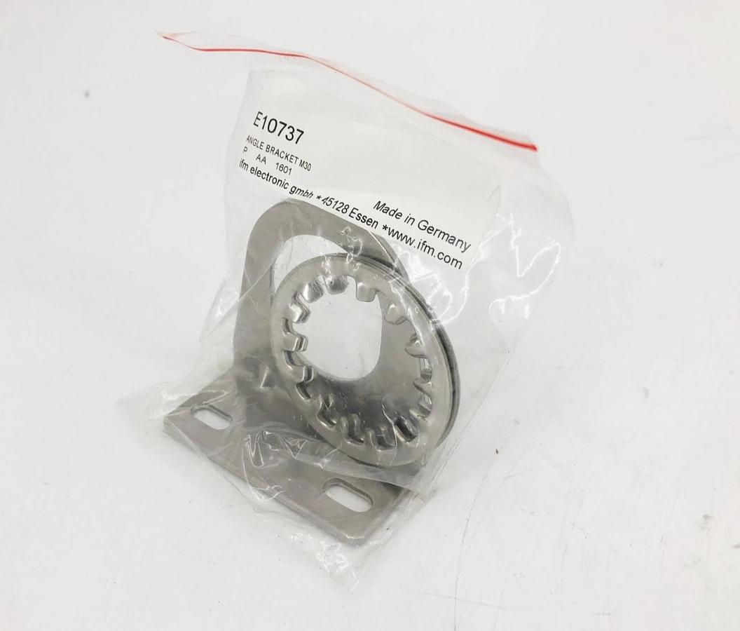 Lot of 2 New IFM Efector E10737 Angle Mounting Brackets