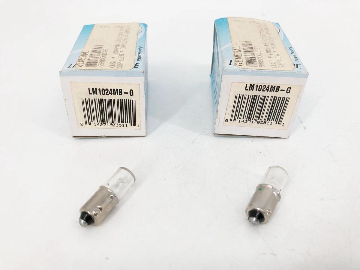 Lot of 2 New CEC LM1024MB-G Miniature Bayonet LED Bulbs Green 24V