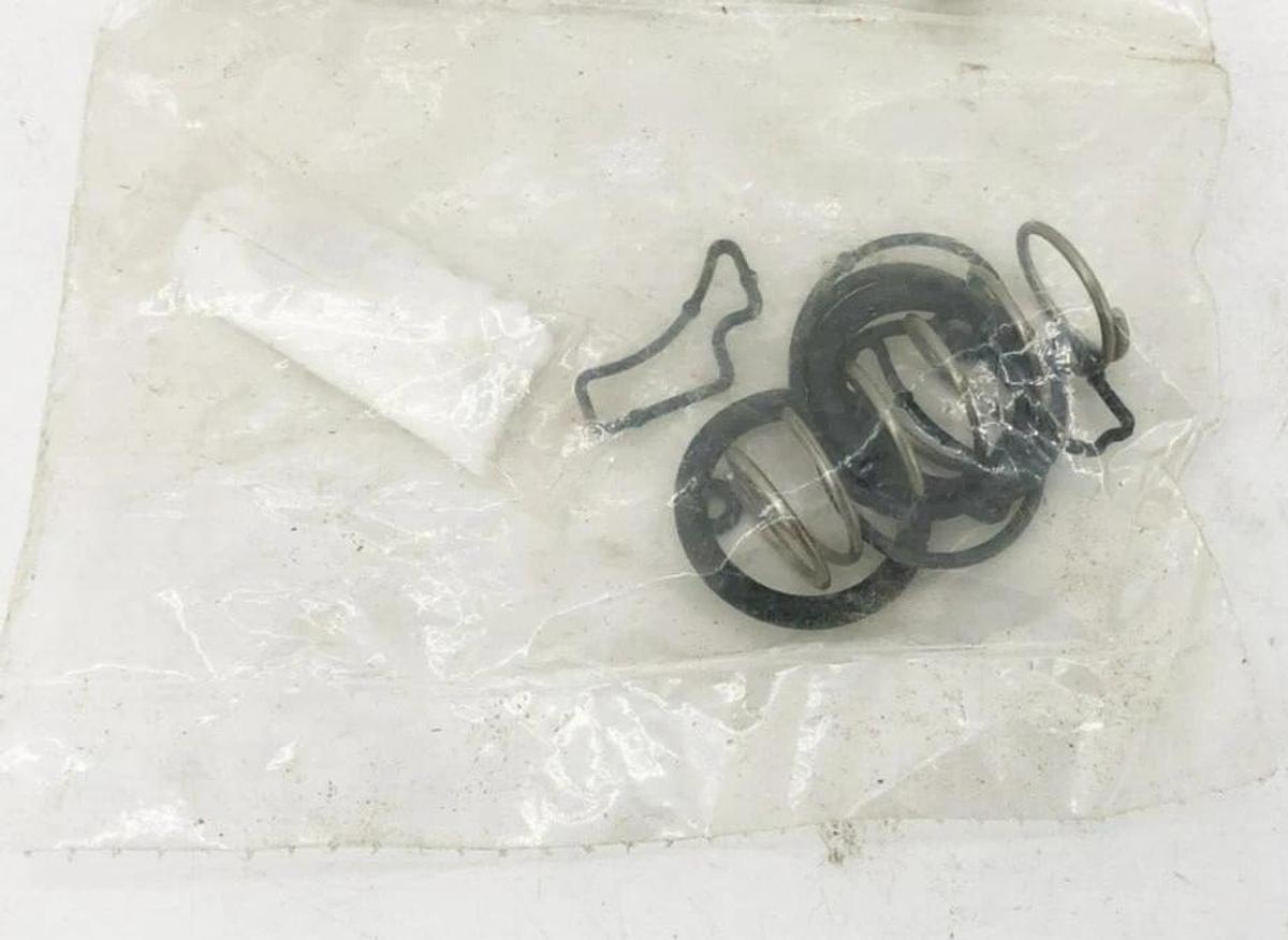 New Parker PL503300 Solenoid CC Valve Repair Kit - No Box
