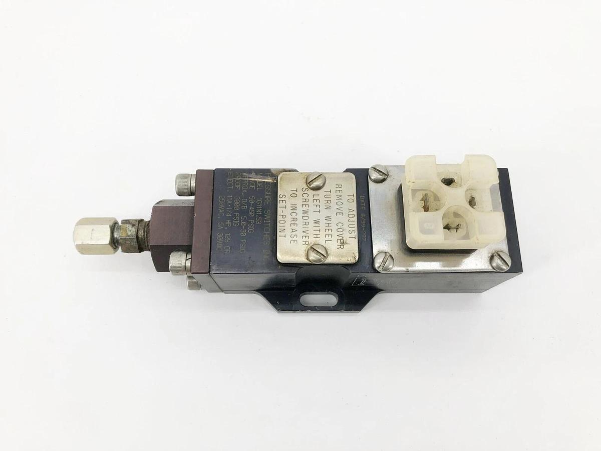 Used PSI 1G11N1.53 Pressure Switch 50-450psig 11A-1/4HP 125/250VAC 5A 30VDC