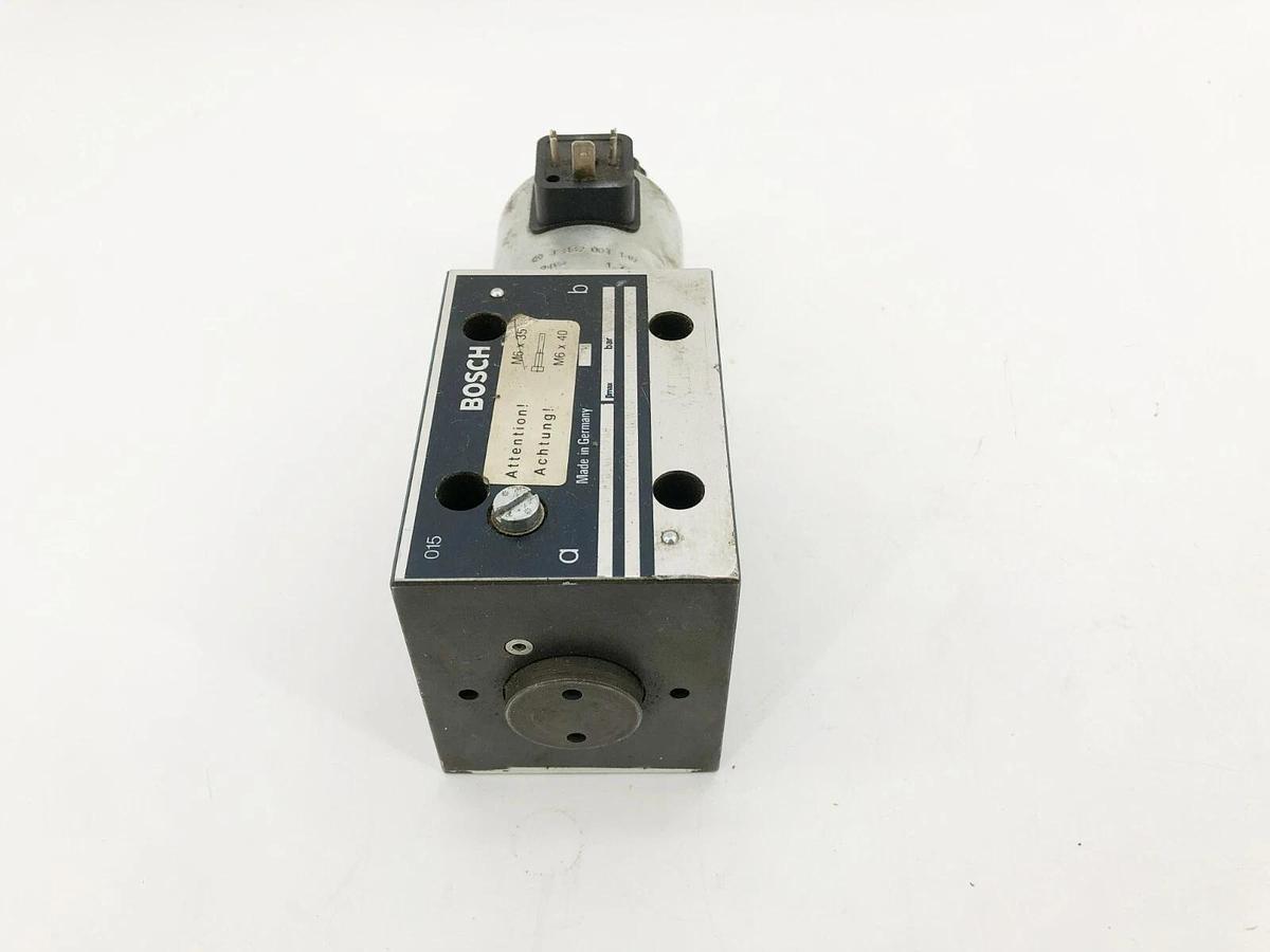 Used Bosch 0810001748 Directional Valve 24V 1.7A 081WV10P1M1010WS024/00D0