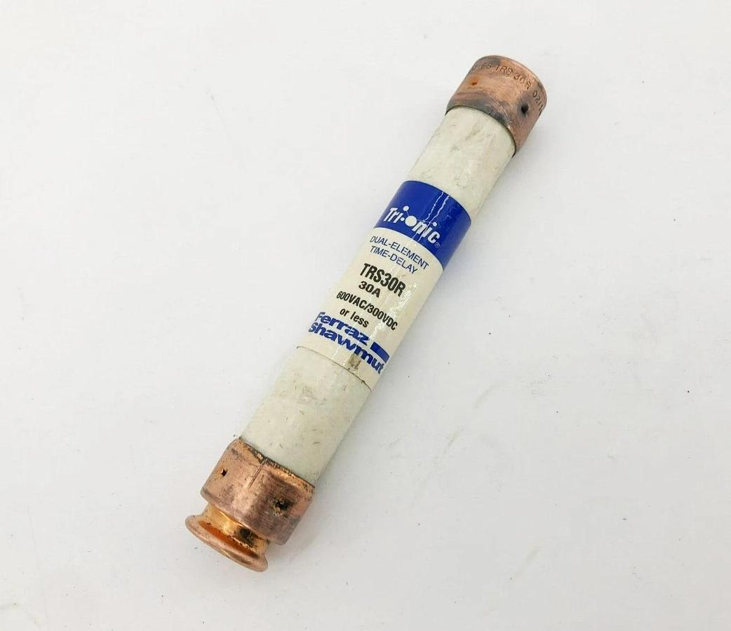 Lot of 2 New Ferraz Shawmut TRS30R Time Delay Fuses 30A 600VAC 300VDC