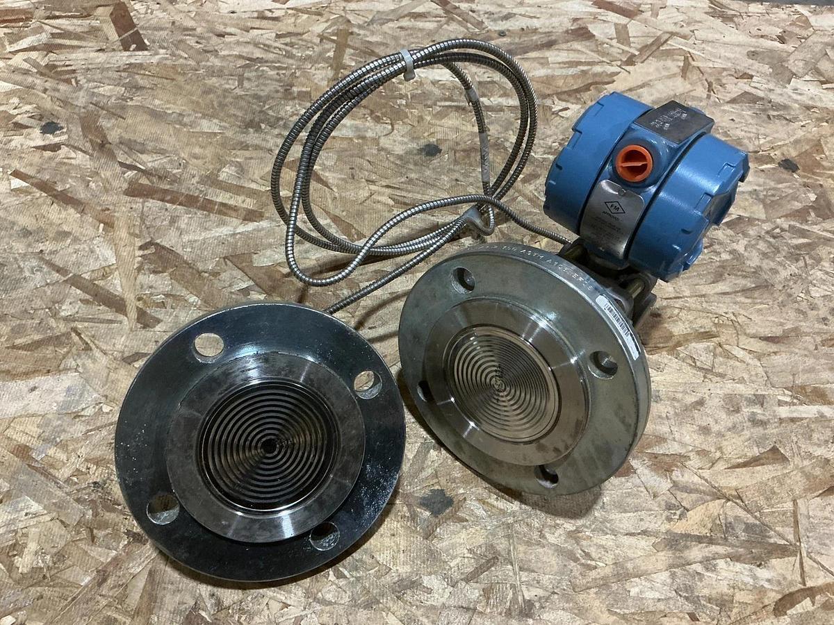 New Rosemount 1151DP4S22S2B1 Pressure Transmitter 285PSI 4-20mA 45VDC No Box