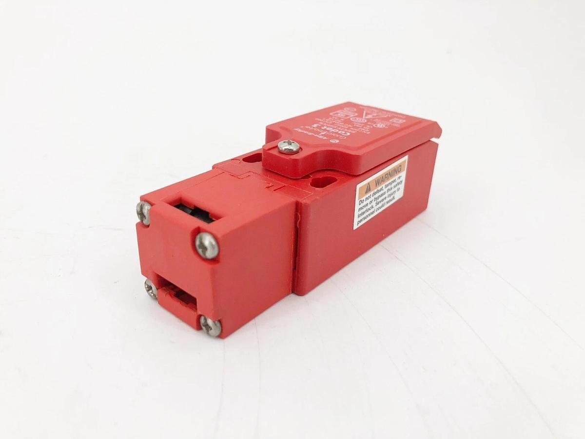 New Allen-Bradley 440K-C21061 Ser. B Safety Interlock Switch