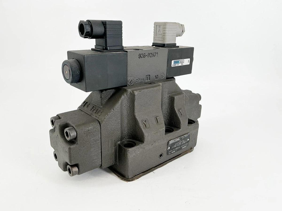 New Denison A3D06-35-B01-0303-10D1G0Q3380026-47780-H 24VDC - No Box